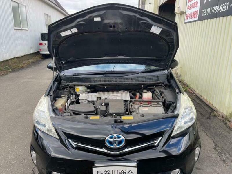 PRIUS ALPHA