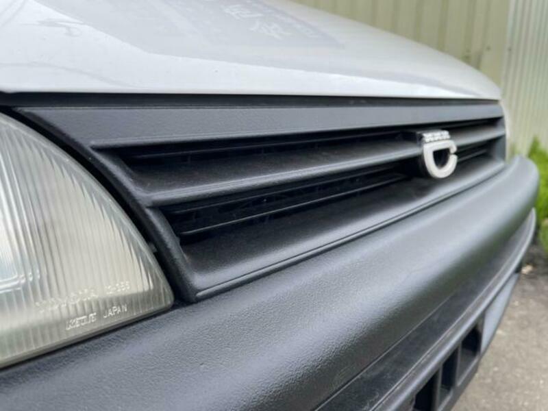 COROLLA VAN