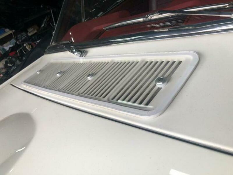 MUSTANG
