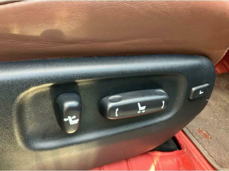 LAND CRUISER