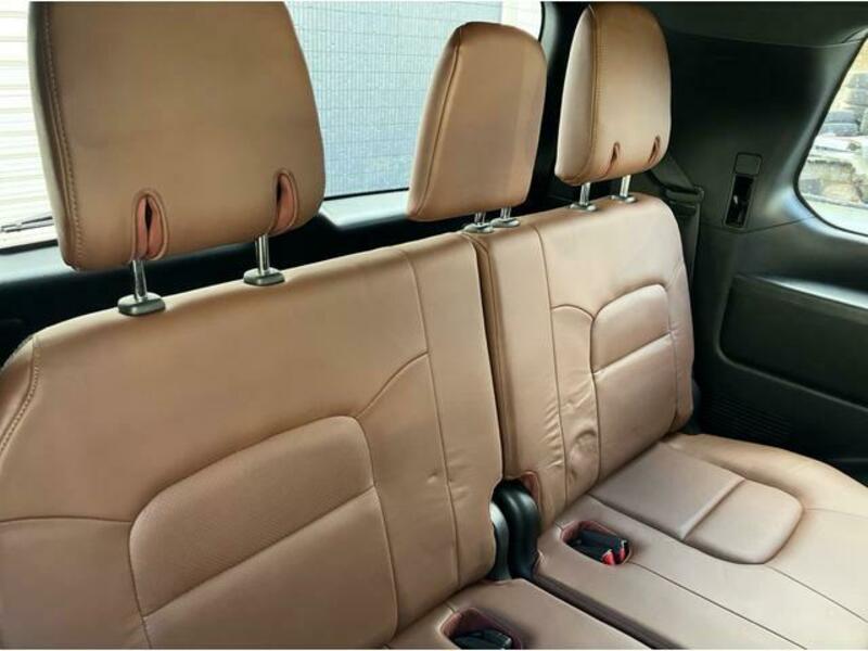 LAND CRUISER