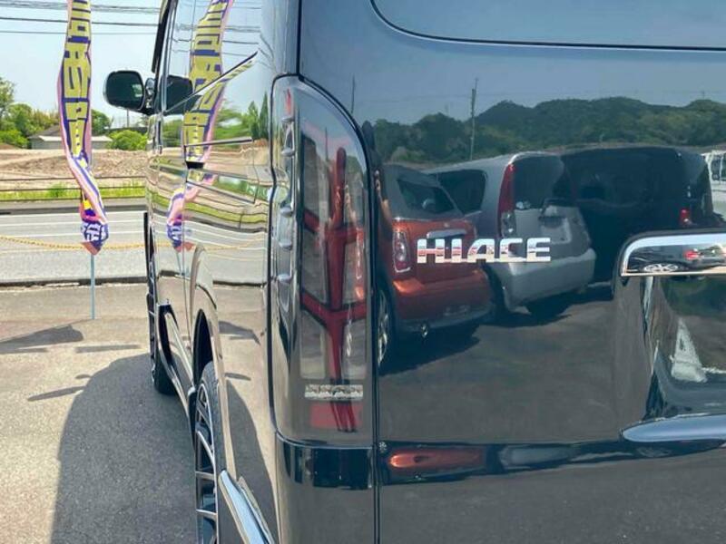 HIACE VAN