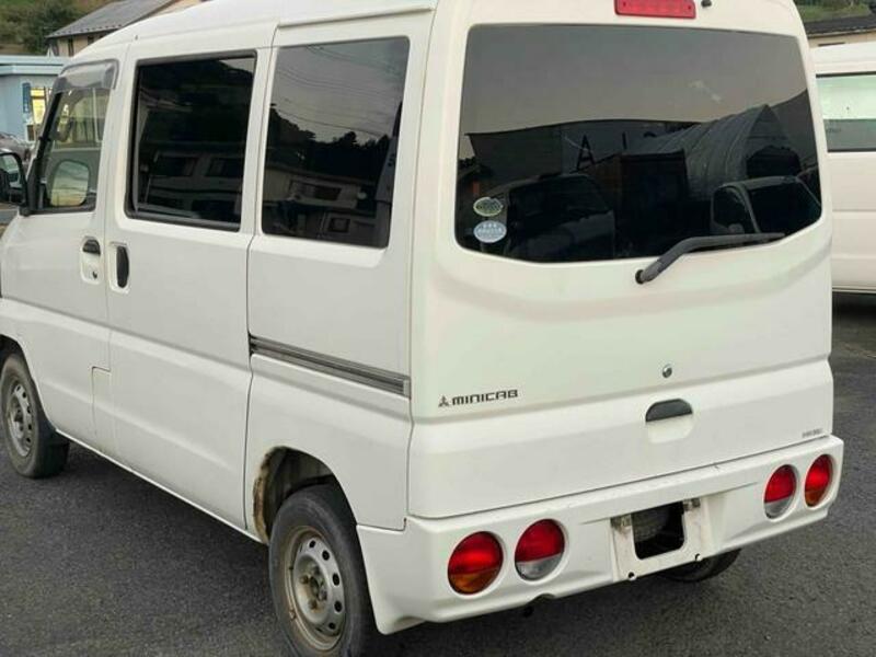 MINICAB VAN
