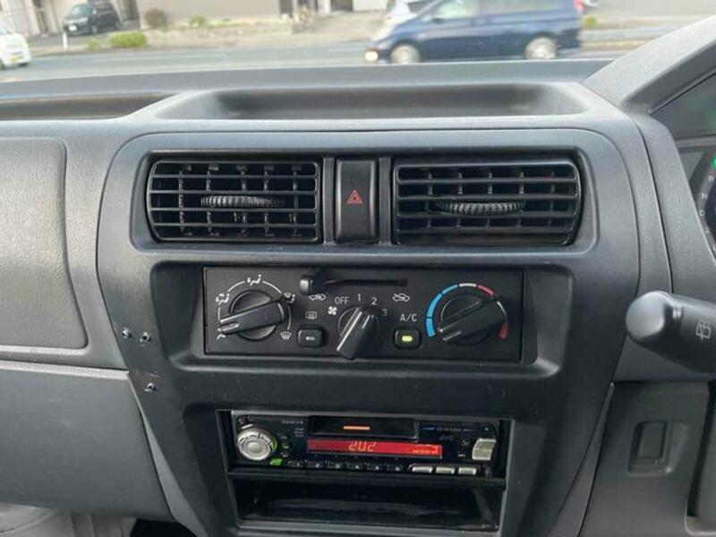 MINICAB VAN