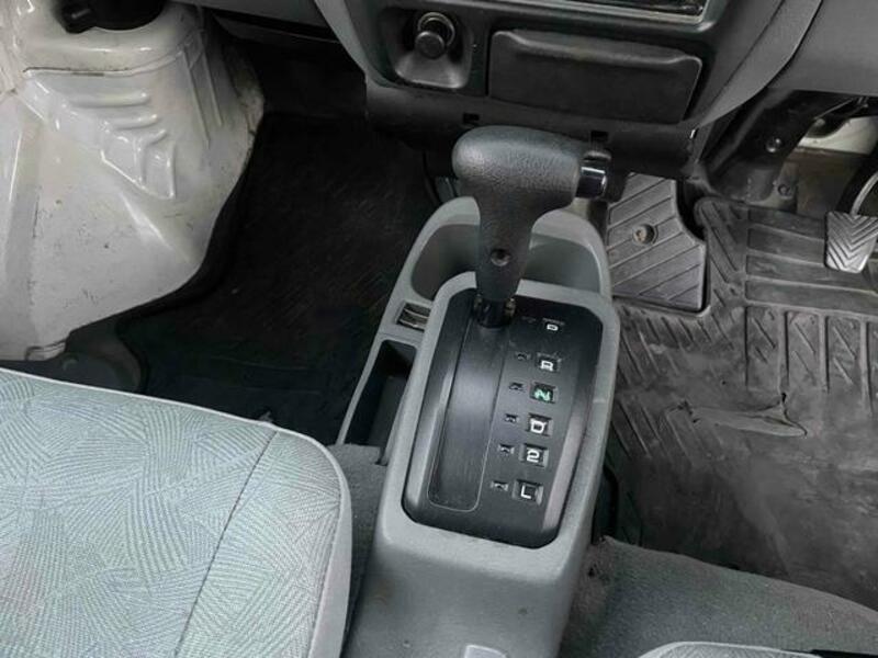 MINICAB VAN