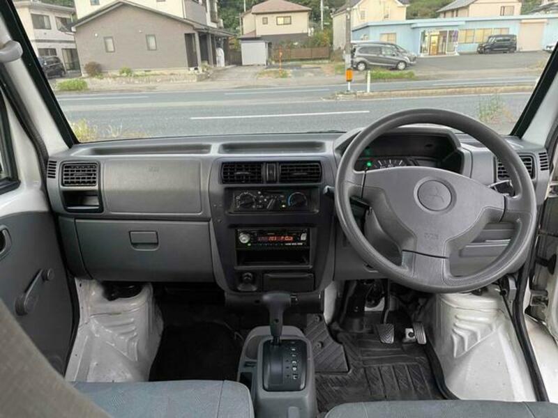 MINICAB VAN
