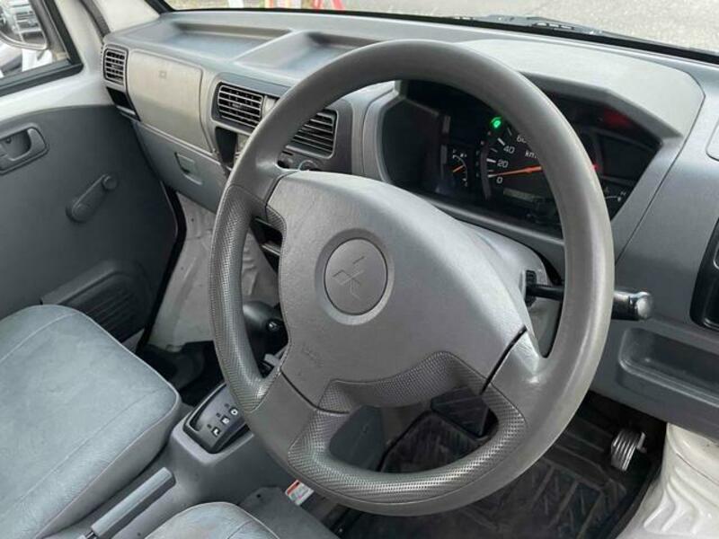 MINICAB VAN