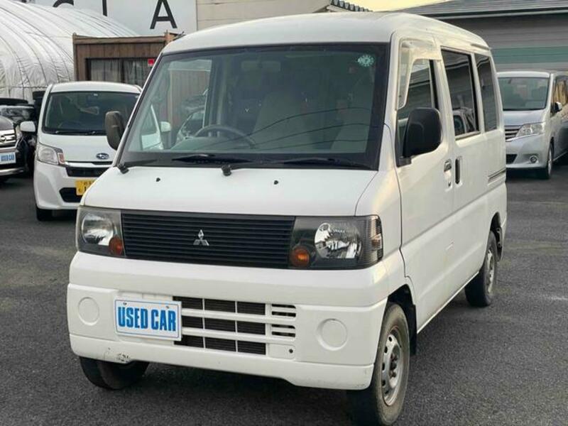 MITSUBISHI MINICAB VAN