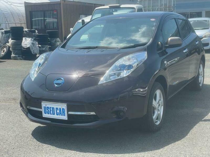 NISSAN LEAF