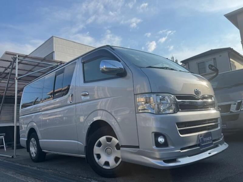 HIACE VAN