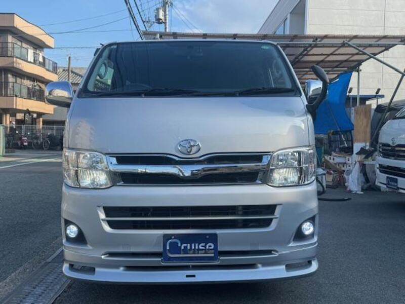 HIACE VAN