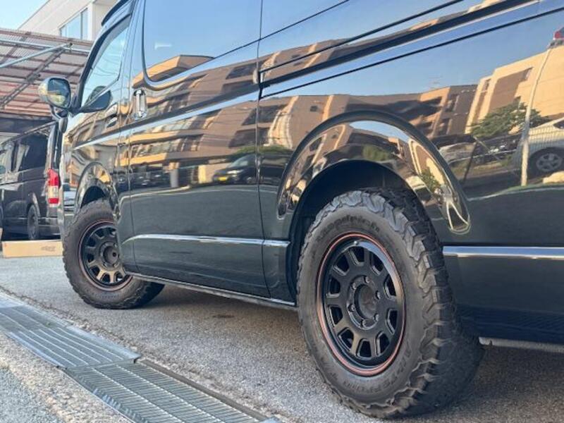 HIACE VAN