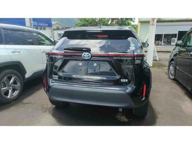 YARIS CROSS