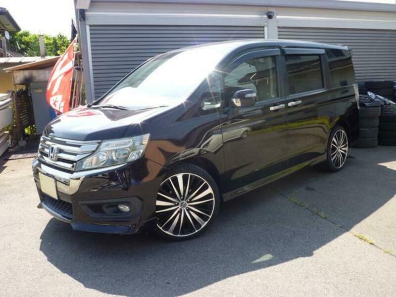 HONDA STEPWAGON SPADA