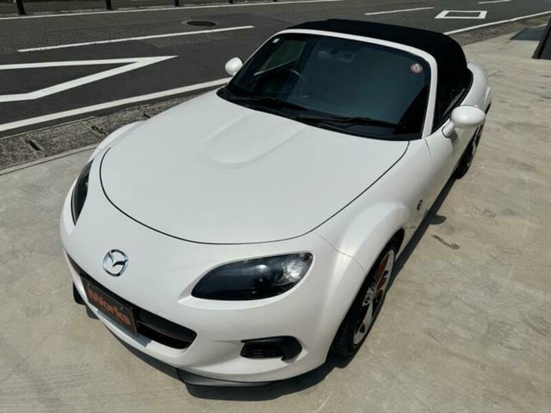 ROADSTER