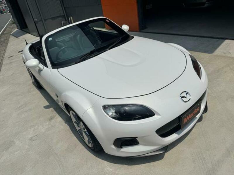 ROADSTER