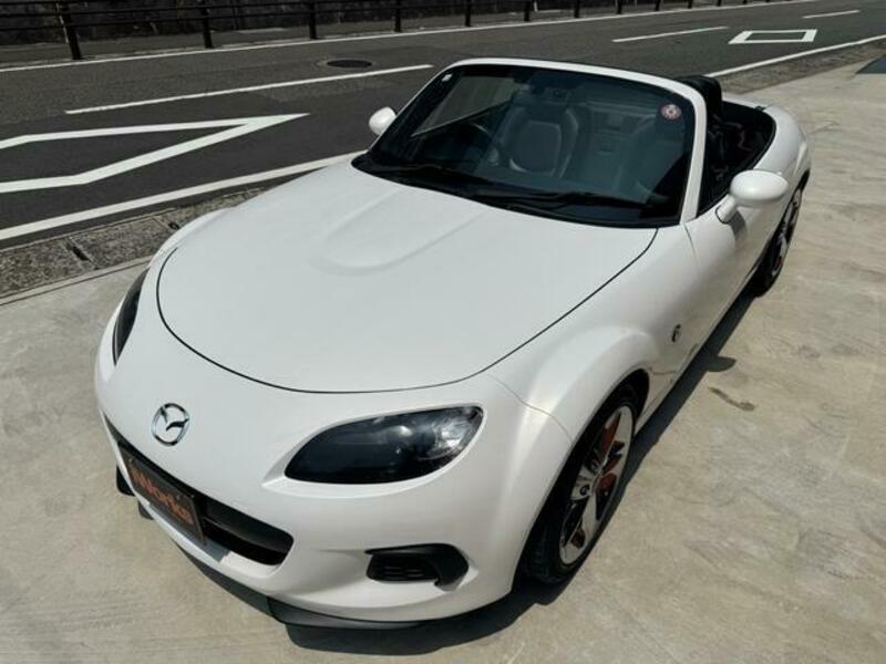 ROADSTER