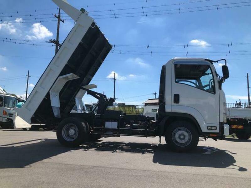 ISUZU FORWARD