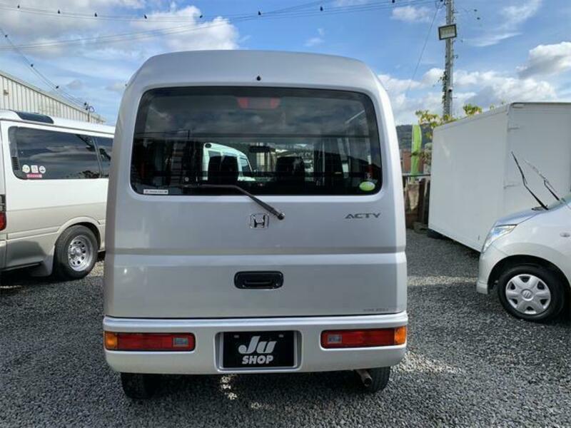 ACTY VAN