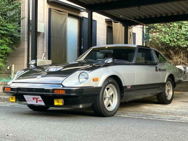 NISSAN FAIRLADY Z
