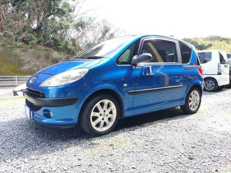 PEUGEOT 1007