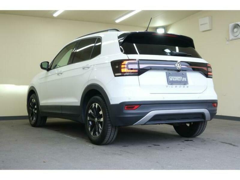 T CROSS