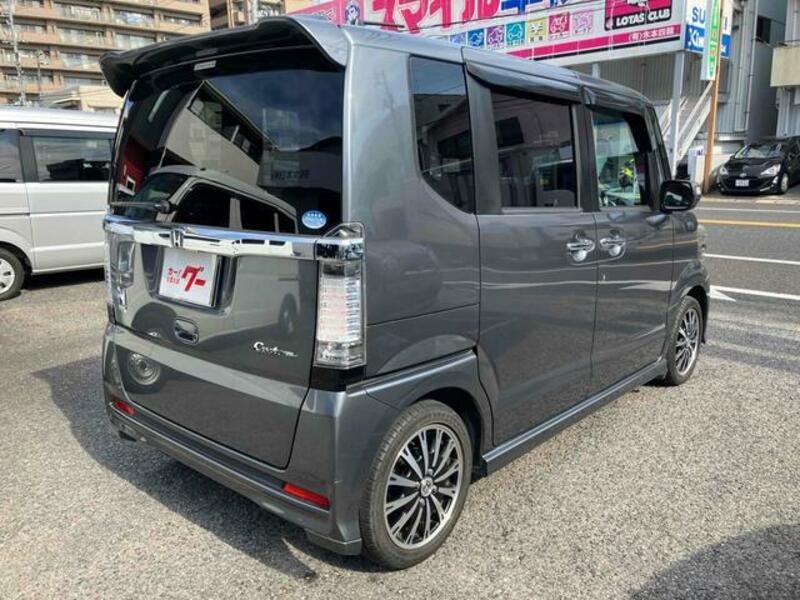 N BOX CUSTOM