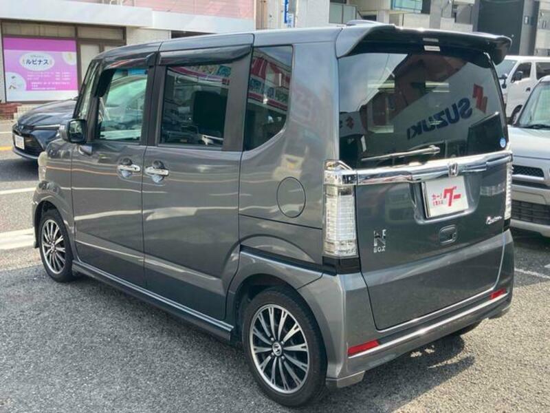 N BOX CUSTOM