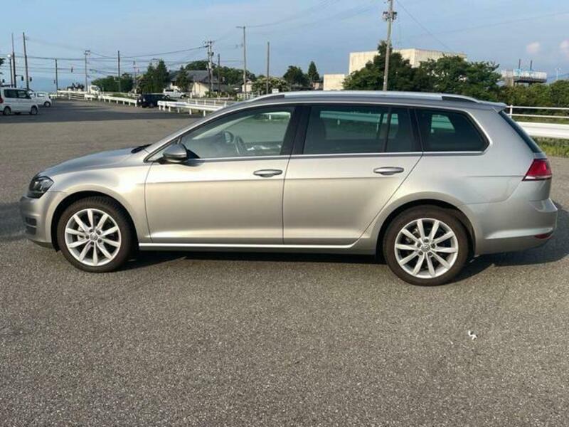 GOLF VARIANT