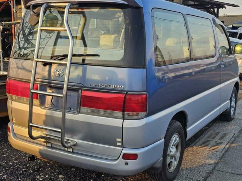 HIACE REGIUS