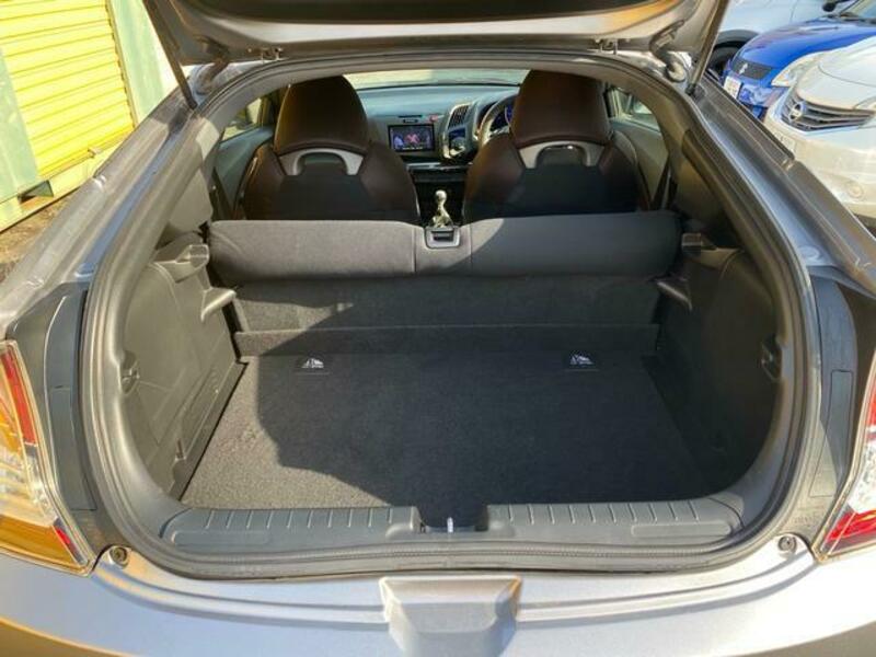 CR-Z