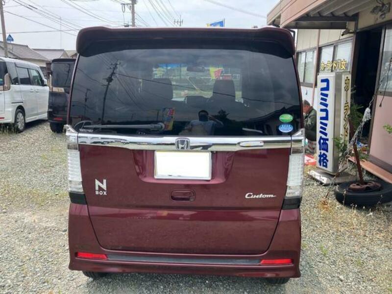 N BOX CUSTOM
