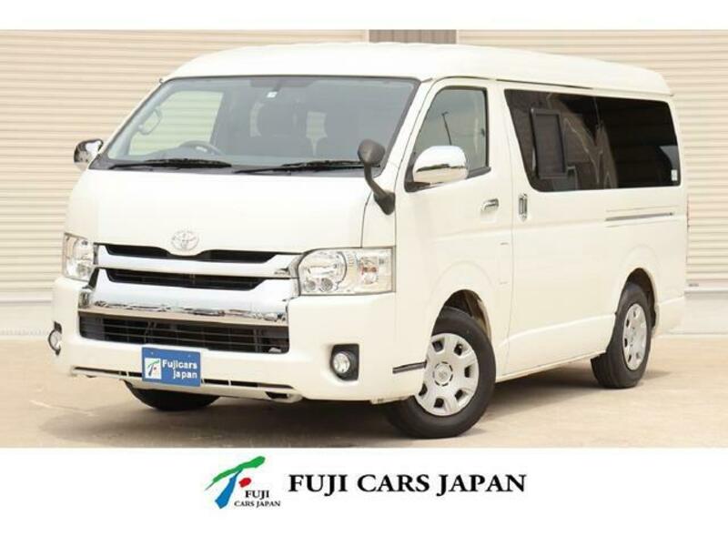 TOYOTA HIACE WAGON