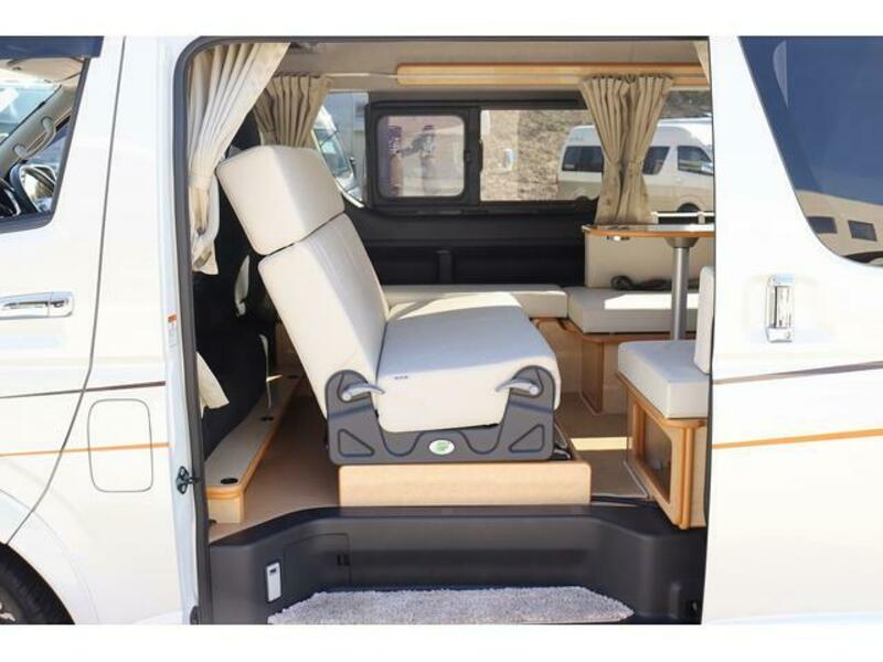 HIACE WAGON