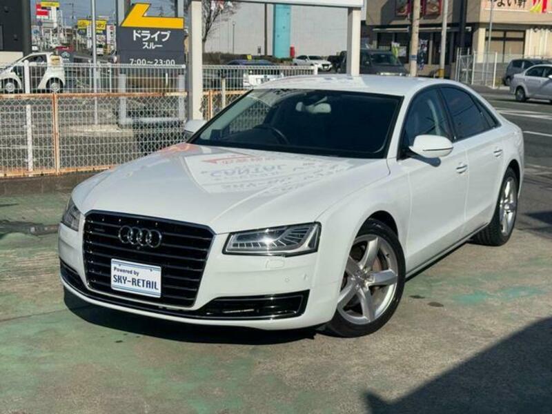 AUDI A8