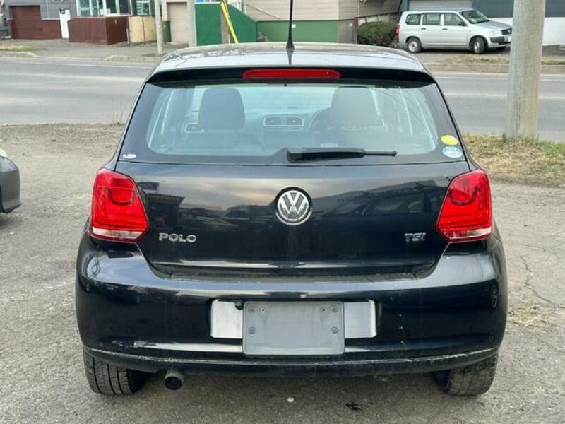 POLO