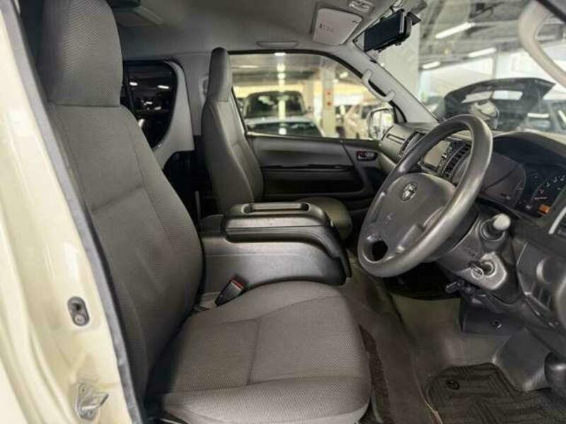 HIACE WAGON