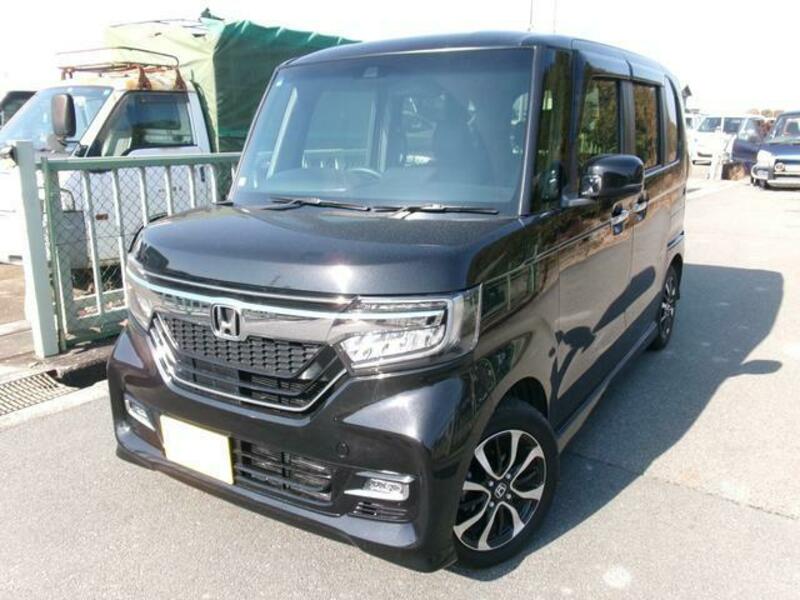 N BOX CUSTOM
