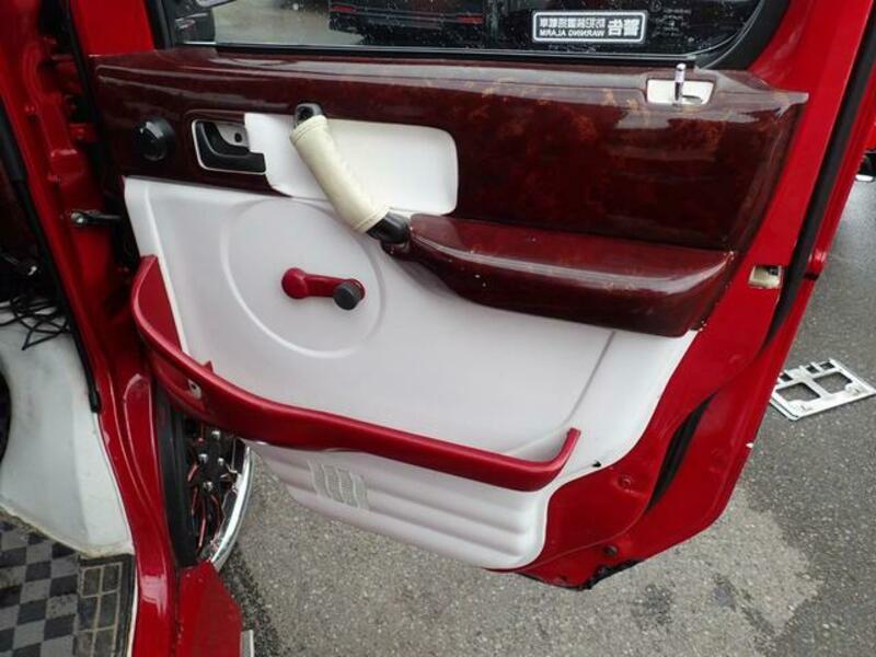 CARRY TRUCK