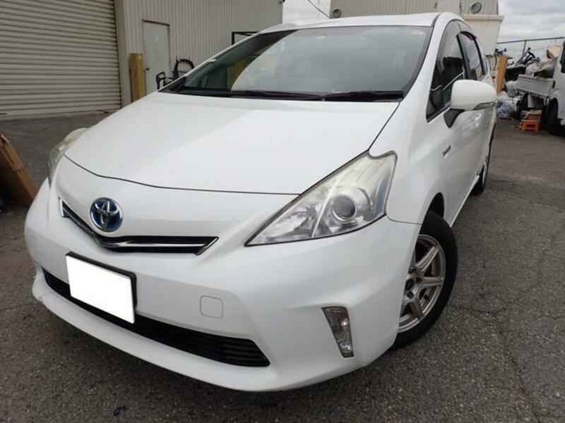PRIUS ALPHA