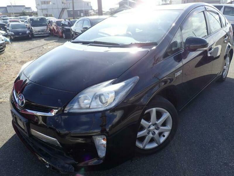 PRIUS PHV