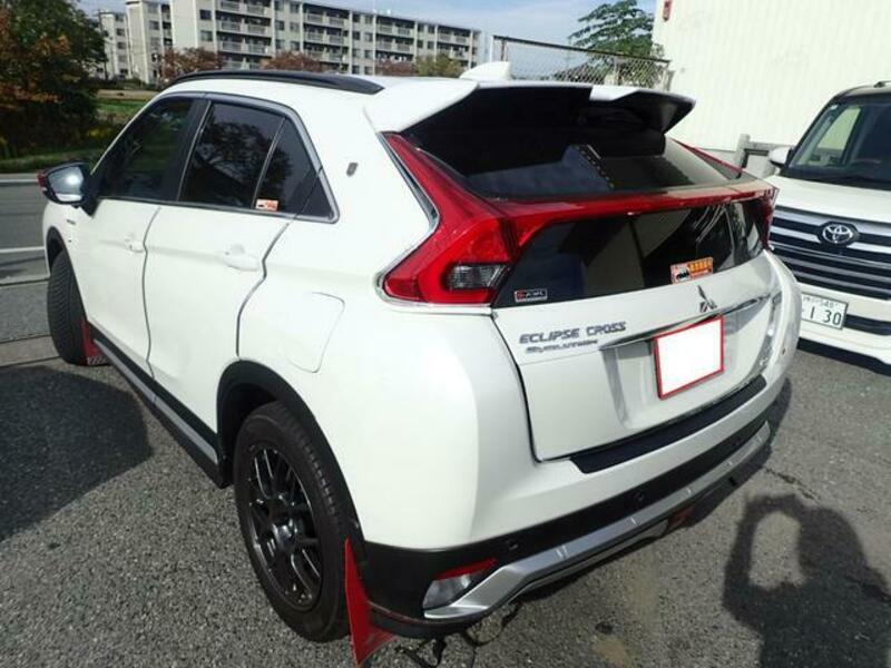 ECLIPSE CROSS
