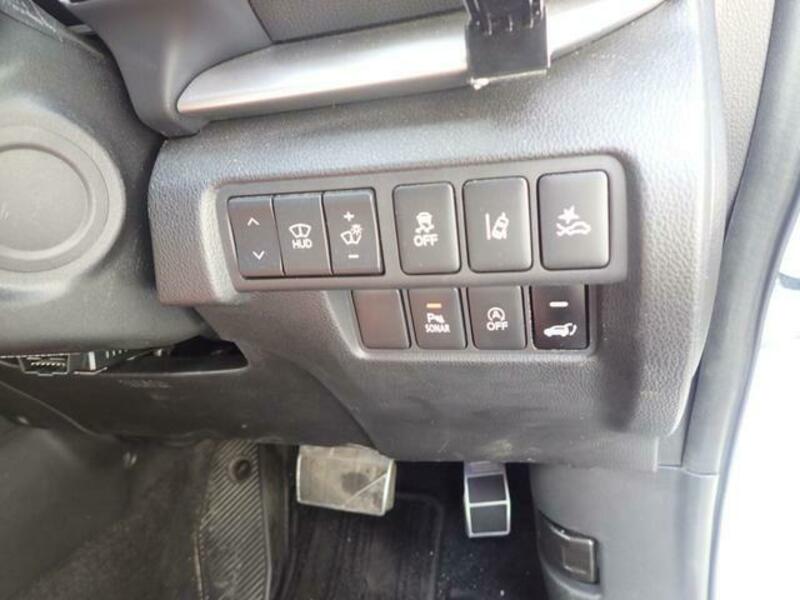 ECLIPSE CROSS