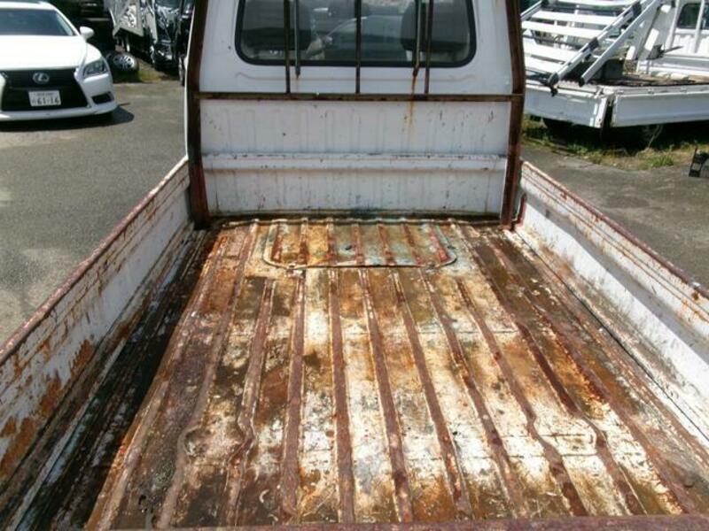 CARRY TRUCK