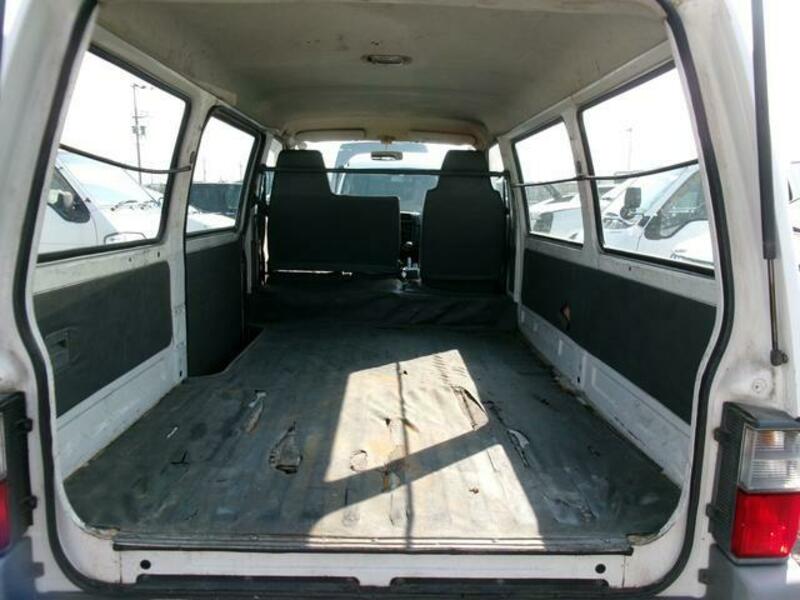 BONGO VAN