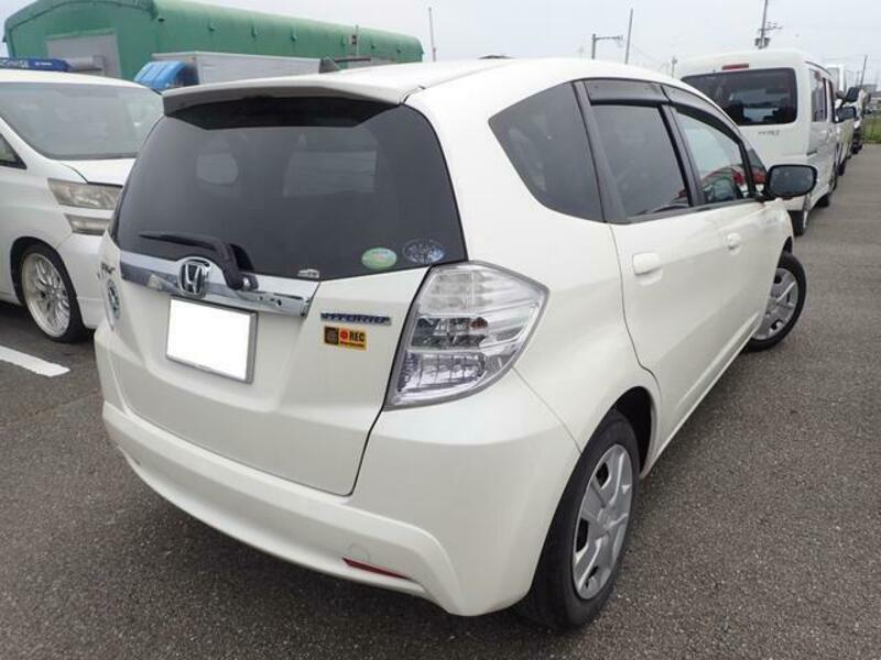 FIT HYBRID