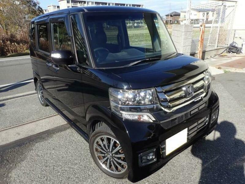HONDA N BOX CUSTOM