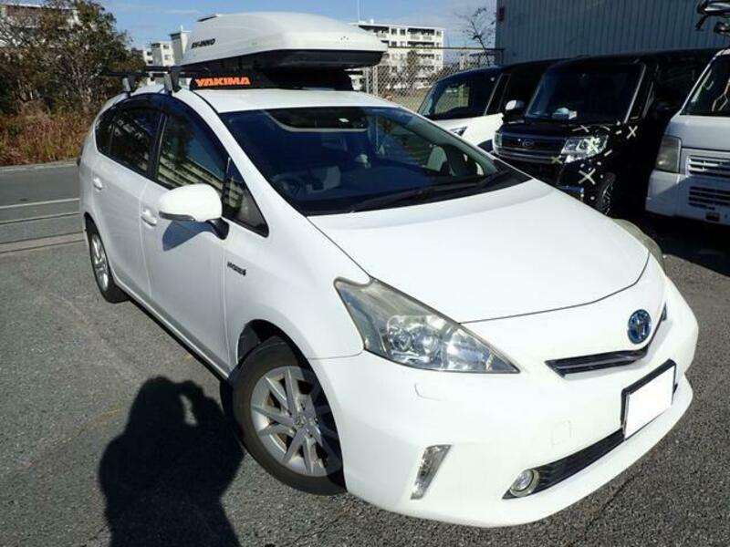 PRIUS ALPHA