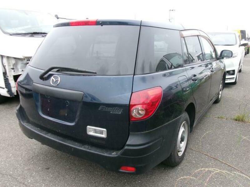 FAMILIA VAN