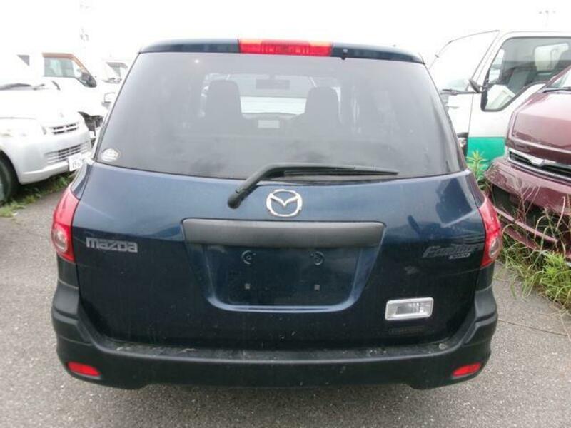 FAMILIA VAN